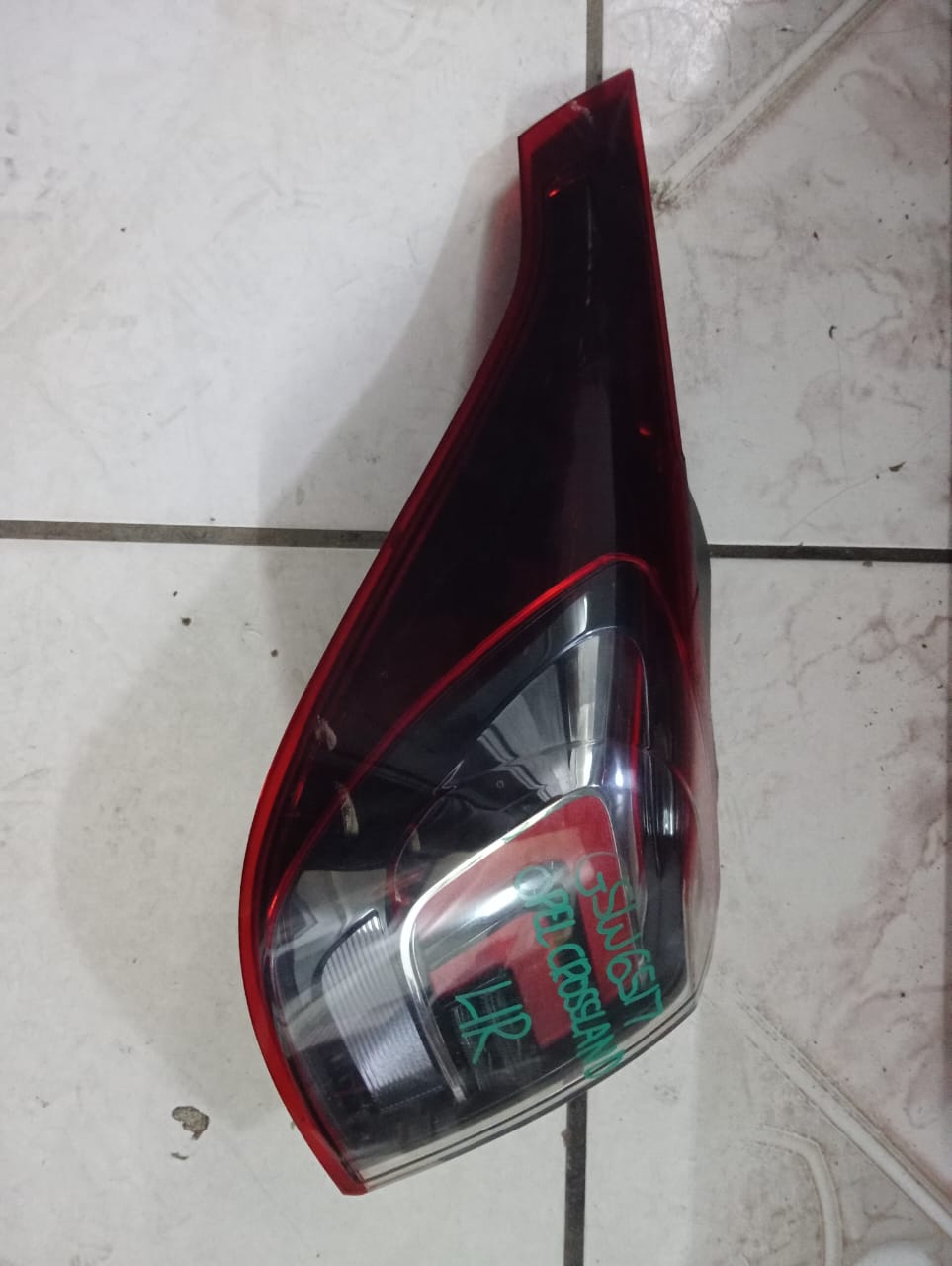 Opel Crossland Used Head Lights