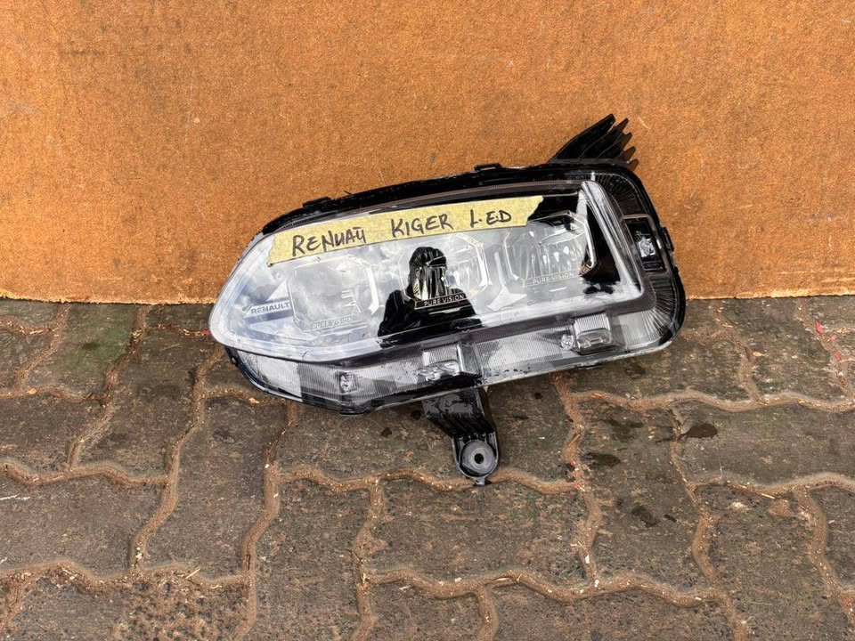 Renault Kiger Headlight LED - Private Seller Renault Kiger Headlight LED - Private Seller