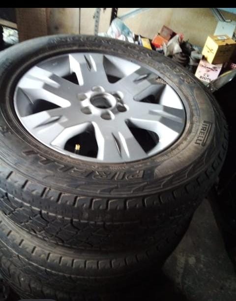 Nissan Navara wheel mags set of 4 - Private Seller Nissan Navara wheel mags set of 4 - Private Seller