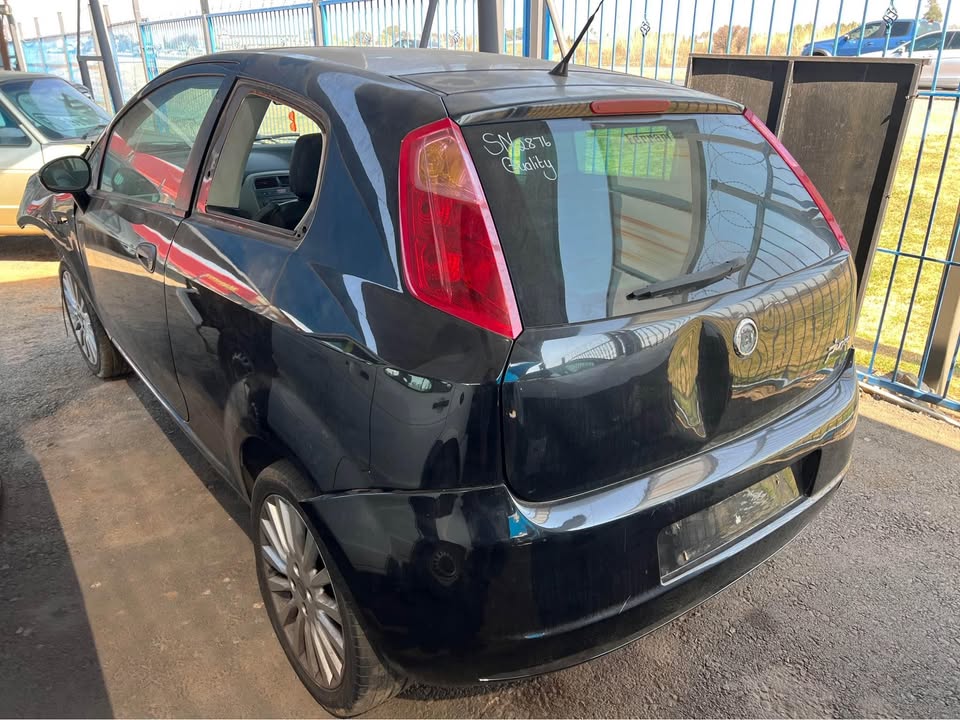 2009 PUNTO 1.9 JTD STRIPPING FOR SPARES. CALL OR WHATSAPP or - Private Seller 2009 PUNTO 1.9 JTD STRIPPING FOR SPARES. CALL OR WHATSAPP or - Private Seller