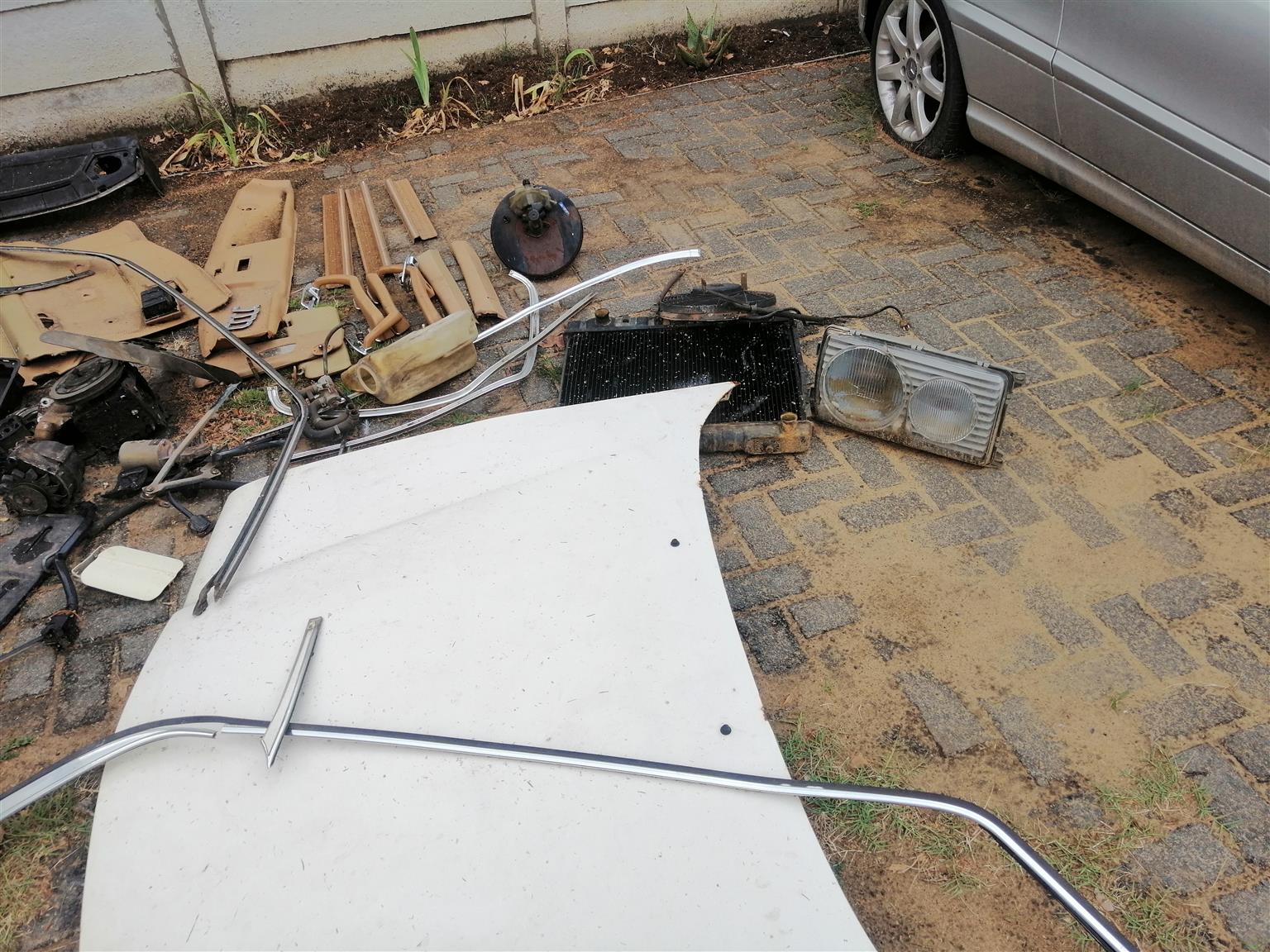 Mercedes benz W123, parts - Private Seller Mercedes benz W123, parts - Private Seller