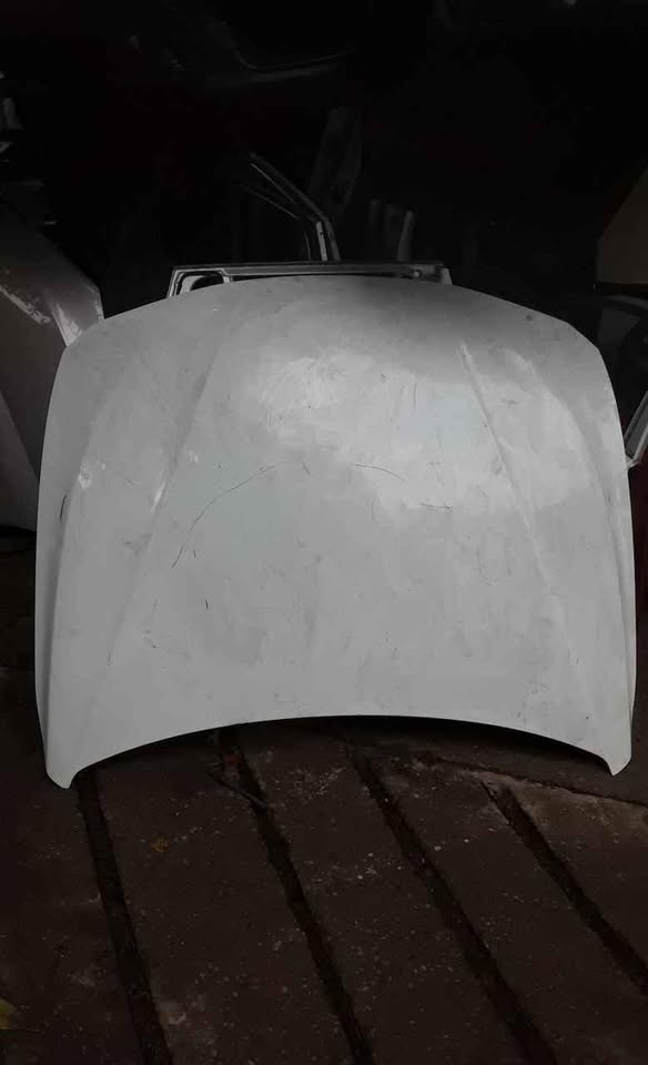 Bmw F30 bonnet - Private Seller Bmw F30 bonnet - Private Seller