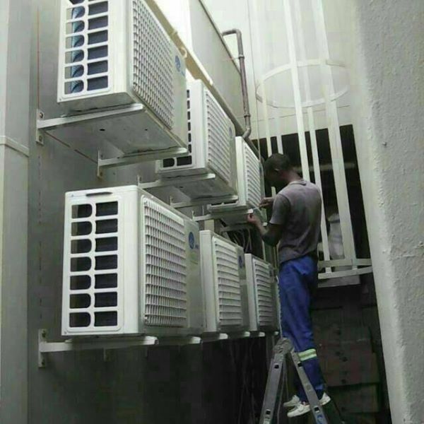 Airconditioner Installers, Suppliers and Regas, Repairs / Maintenance 