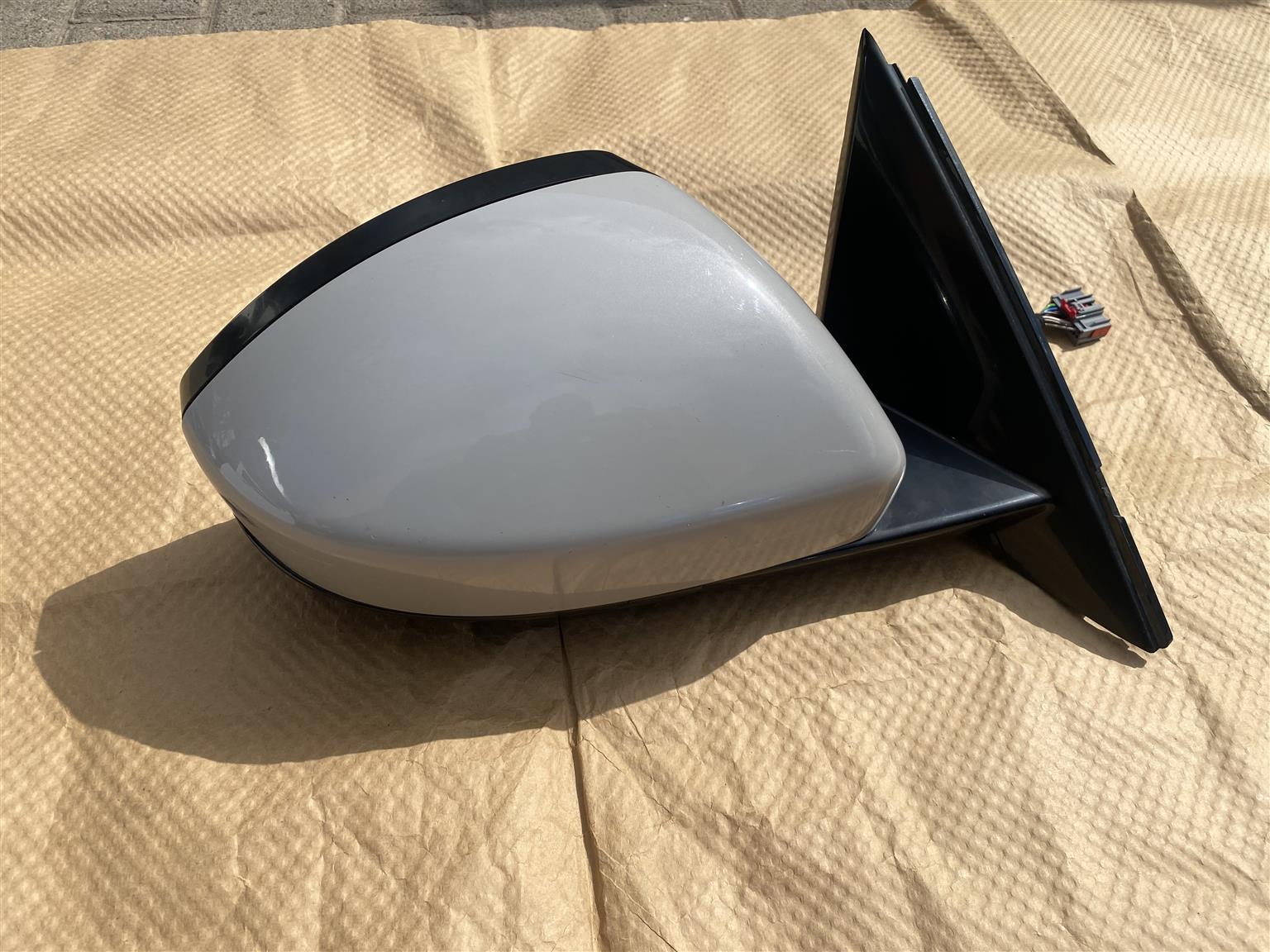 2020 JAGUAR E-PACE ELECTRONIC AUTO- FOLD DOOR MIRROR RIGHT SIDE FOR SALE