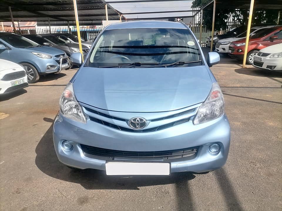 2013 Toyota Avanza 1.5sx seven seater