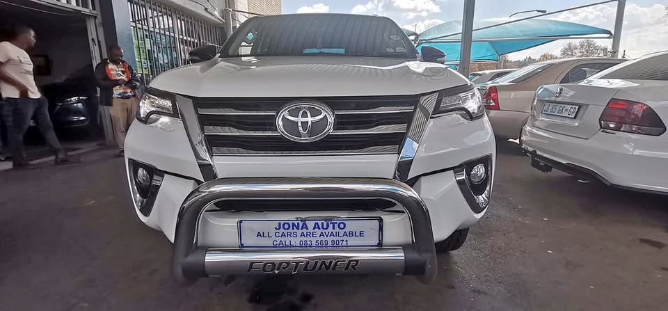 2018 TOYOTA FORTUNER 2.8 GD6 4X4 AUTOMATIC DIESEL