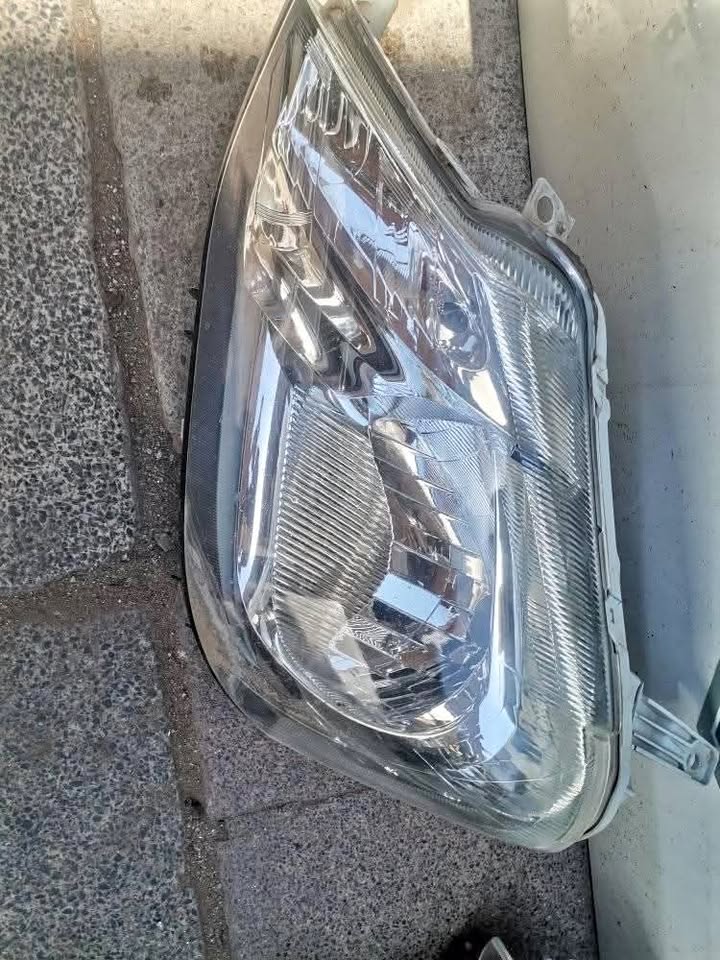 Toyota ETIOS Headlight Left Side. At Sema Spare Center - Private Seller Toyota ETIOS Headlight Left Side. At Sema Spare Center - Private Seller