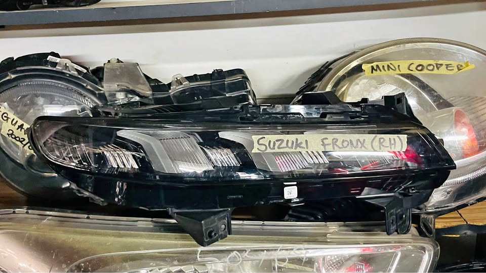 Suzuki Fronx headlight - Private Seller Suzuki Fronx headlight - Private Seller