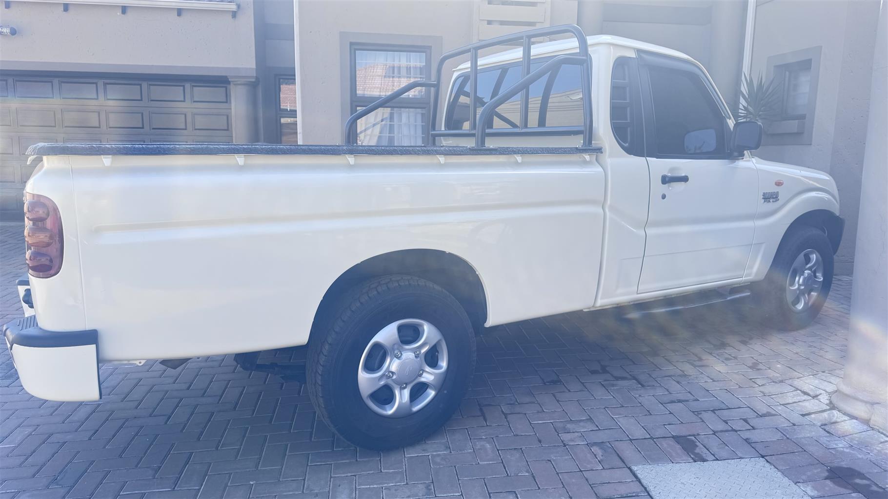 2008 Scorpio SC 2.5 NEF For Sale