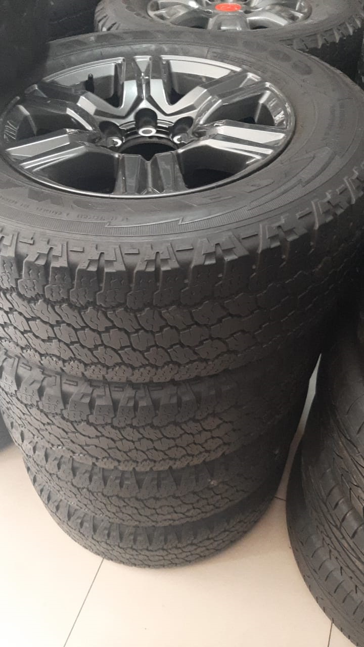17" Toyota Hilu/Fortuner original mag with used 265/65/17 tyre to use for spare - Private Seller 17" Toyota Hilu/Fortuner original mag with used 265/65/17 tyre to use for spare - Private Seller