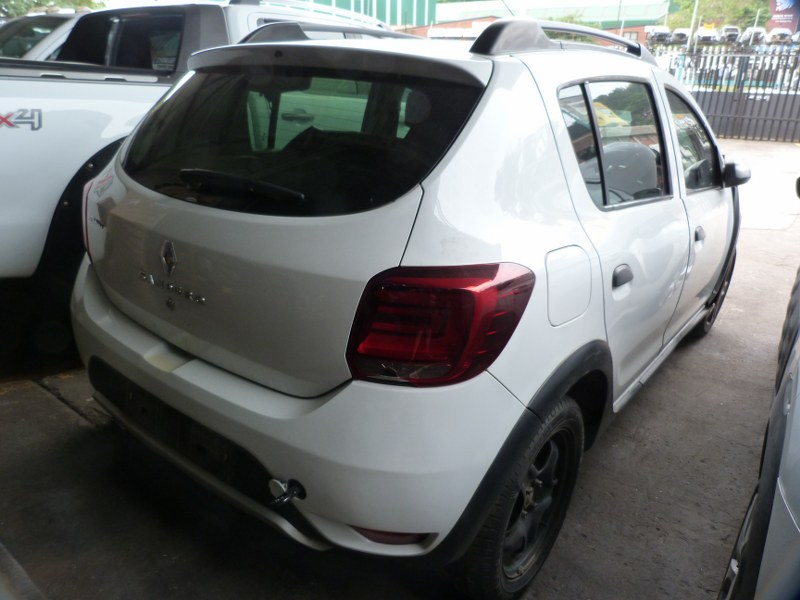 Renault Sandero 900T Stepway Expression Manual White - 2017 SPARESBOYZ STRIPPING - Private Seller Renault Sandero 900T Stepway Expression Manual White - 2017 SPARESBOYZ STRIPPING - Private Seller