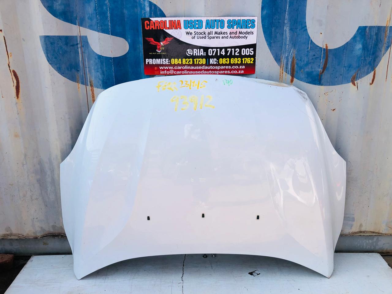 Volvo V40 bonnet (2012-2017) - Private Seller