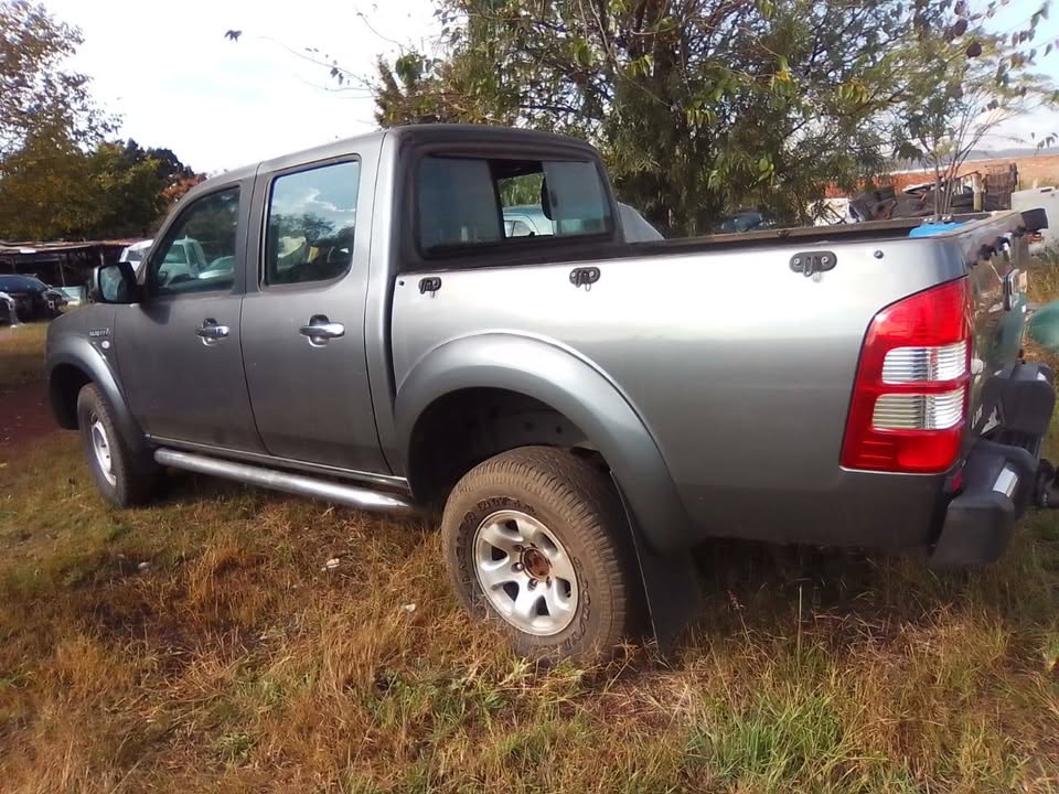 FORD RANGER 4.0 V6 STRIPPING FOR SPARES - Private Seller FORD RANGER 4.0 V6 STRIPPING FOR SPARES - Private Seller