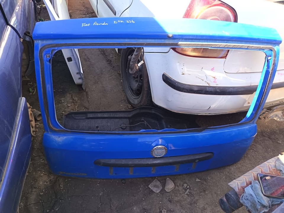 Fiat panda tailgate Call - Private Seller Fiat panda tailgate Call - Private Seller