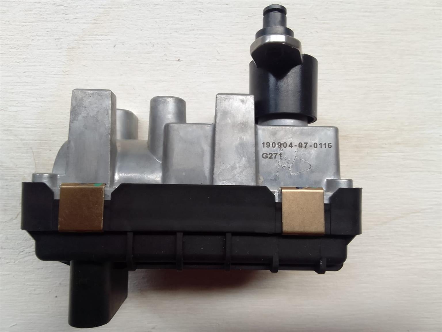 Mercedes Benz W204 646 Turbo Actuator for sale - Private Seller Mercedes Benz W204 646 Turbo Actuator for sale - Private Seller