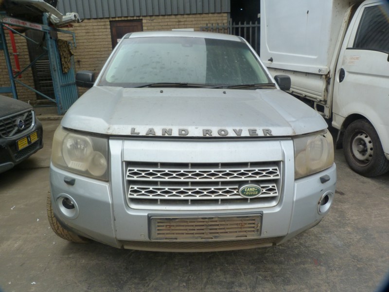 Land Rover Freelander 2 2.2 TD4 SE AT Silver - 2010 STRIPPING FOR SPARES - Private Seller Land Rover Freelander 2 2.2 TD4 SE AT Silver - 2010 STRIPPING FOR SPARES - Private Seller