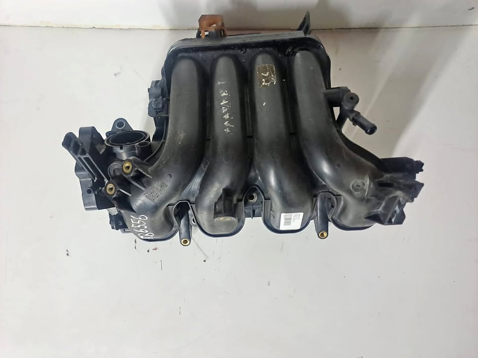 Ford Focus Z6/Mazda 3 Intake Manifold - Private Seller Ford Focus Z6/Mazda 3 Intake Manifold - Private Seller