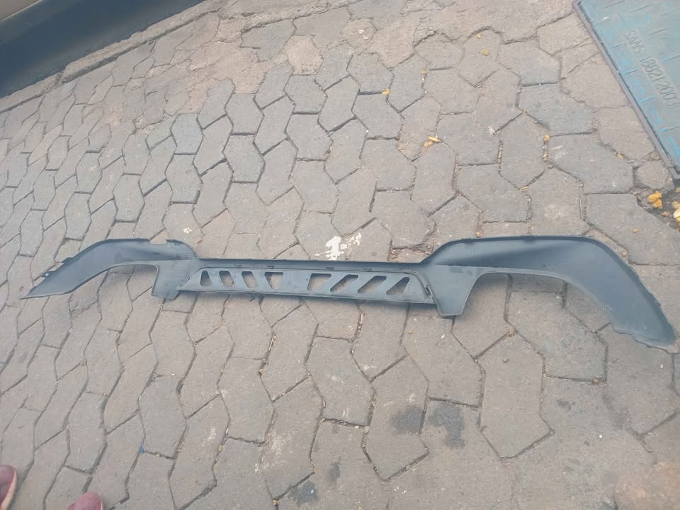 Rear Diffuser - Quad Exit - Fits BMW F10 - 5 Series - Gloss Black - Private Seller Rear Diffuser - Quad Exit - Fits BMW F10 - 5 Series - Gloss Black - Private Seller