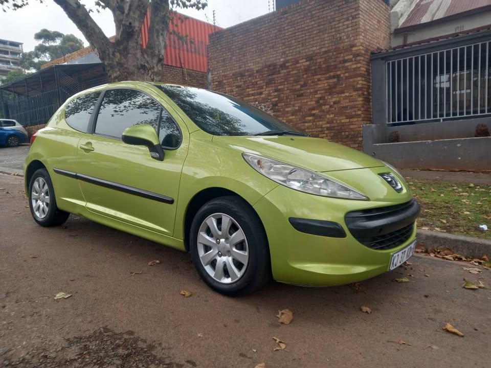 2008 PEUGEOT 207 PETROL, MANUAL, GREEN SPARE KEYS