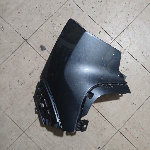 Mahindra xuv 3xo back bumper - Private Seller