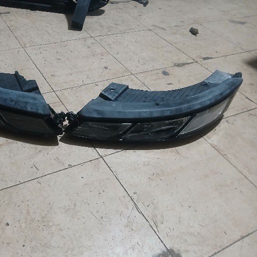 Hyundai venue headlight - Private Seller Hyundai venue headlight - Private Seller