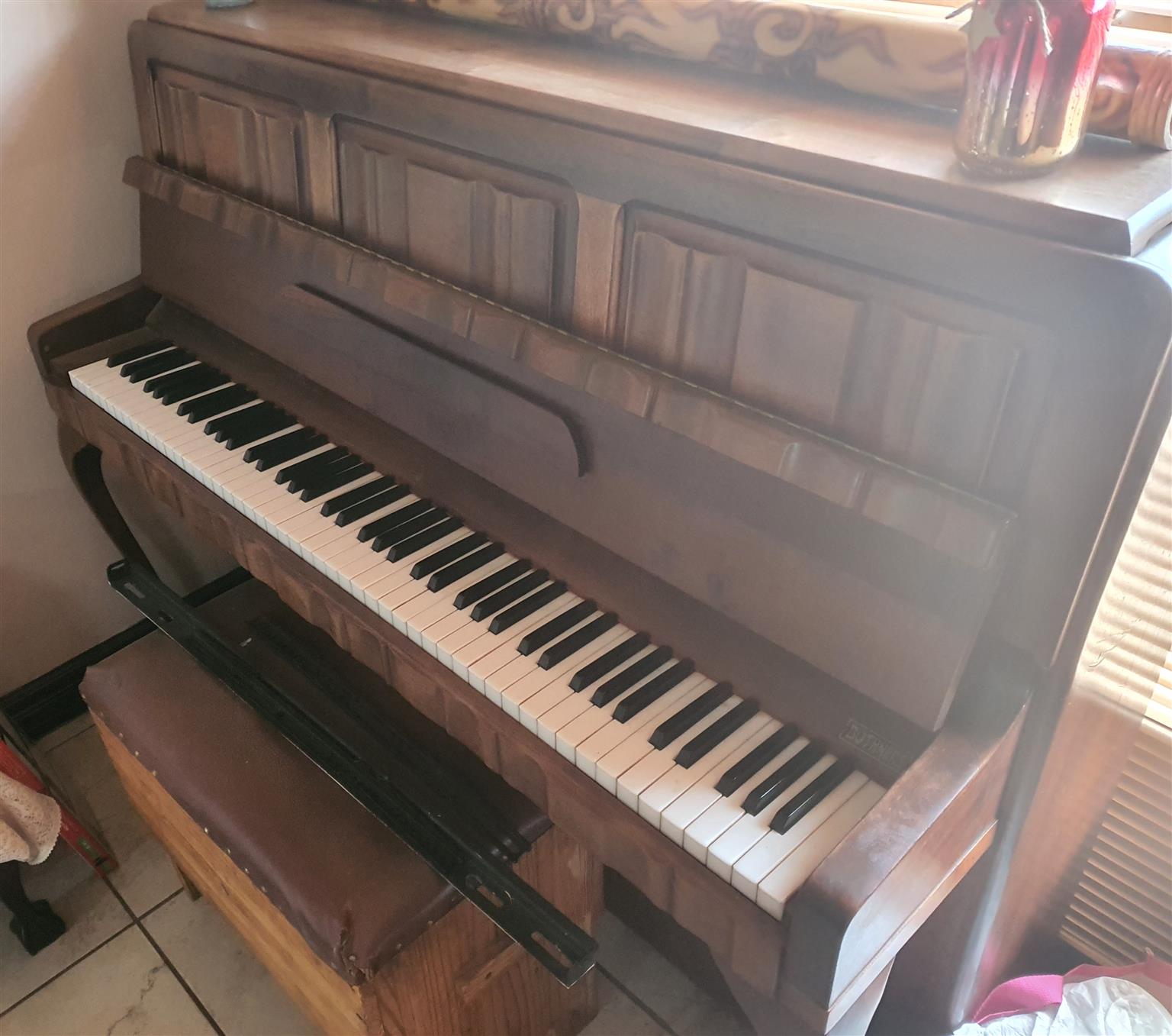 Knight Piano for sale