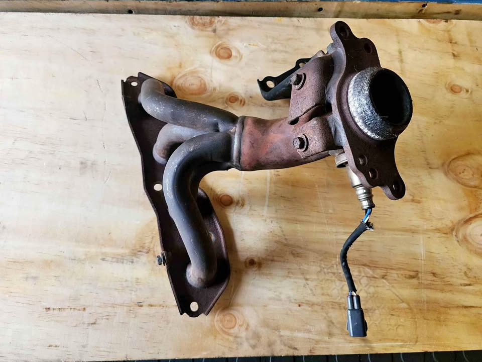 TOYOTA 1NZ EXHAUST MANIFOLD. 1.5VVTi - Private Seller TOYOTA 1NZ EXHAUST MANIFOLD. 1.5VVTi - Private Seller
