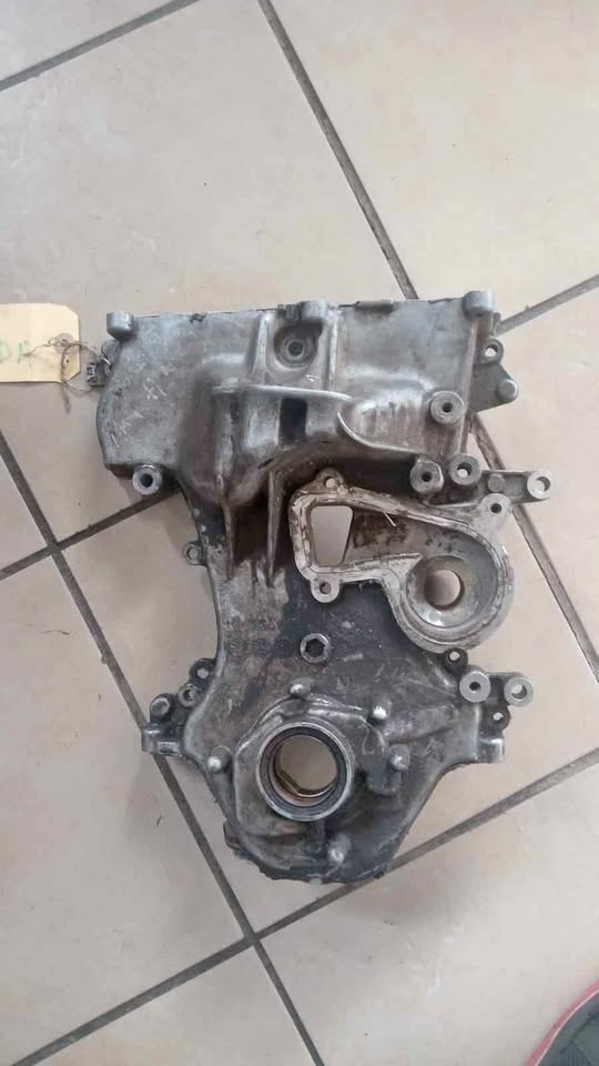Renault kwid 1.0 B4da timing cover - Private Seller Renault kwid 1.0 B4da timing cover - Private Seller