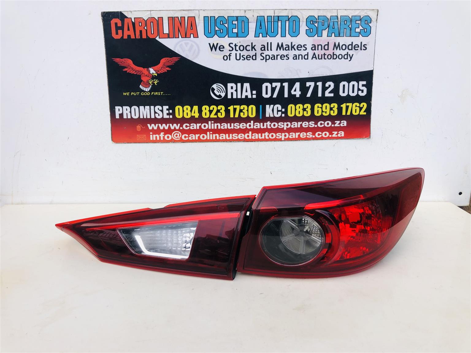 Mazda 3 right outer and inner taillight (hatchback) (2014-2018) - Private Seller