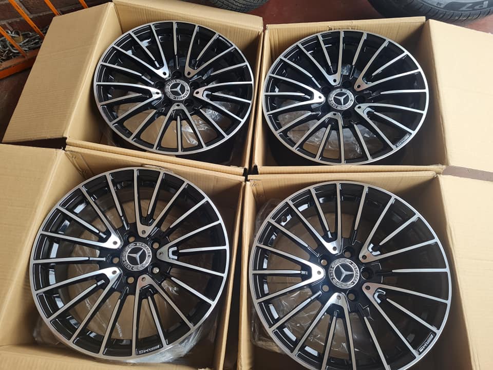 Mercedes Benz mags size 17 aset