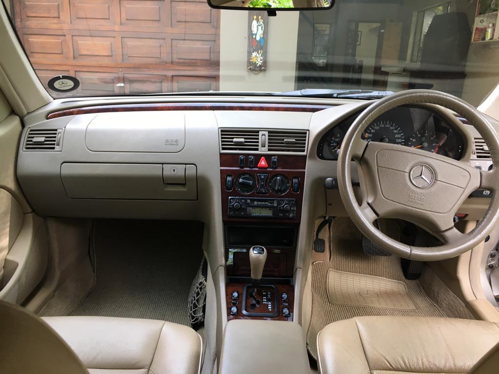 1999 Mercedes Benz 240 G