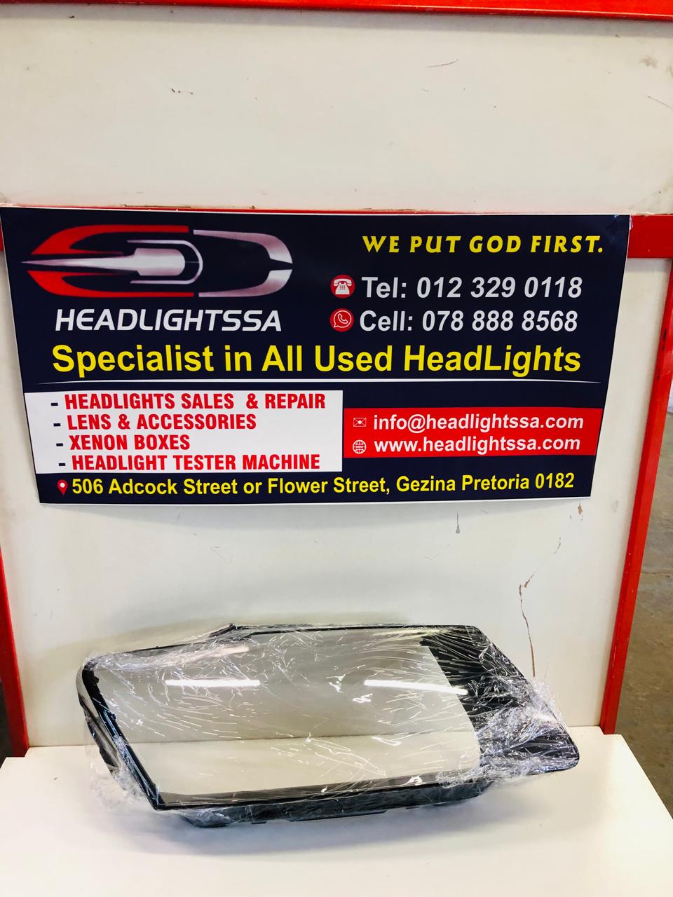 Audi Q5 right side headlight replacement lens - Private Seller Audi Q5 right side headlight replacement lens - Private Seller
