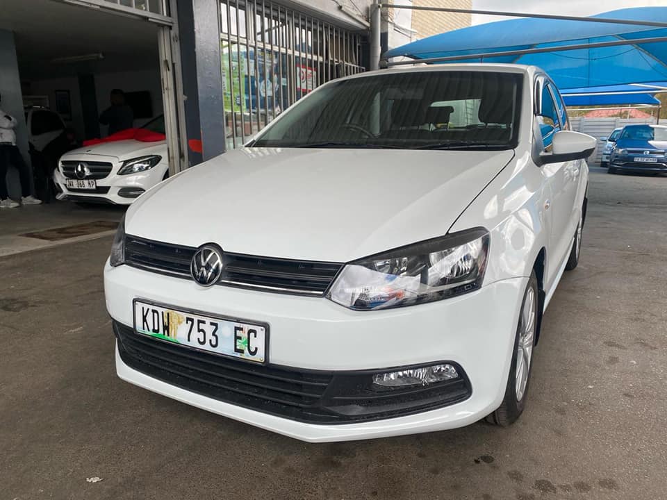 2020 VW POLO VIVO HATCH 1.6 AUTOMATIC