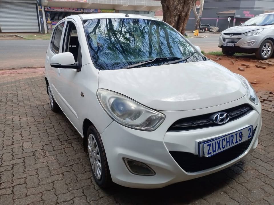 2017 HYUNDAI I10 1.2 MANUAL