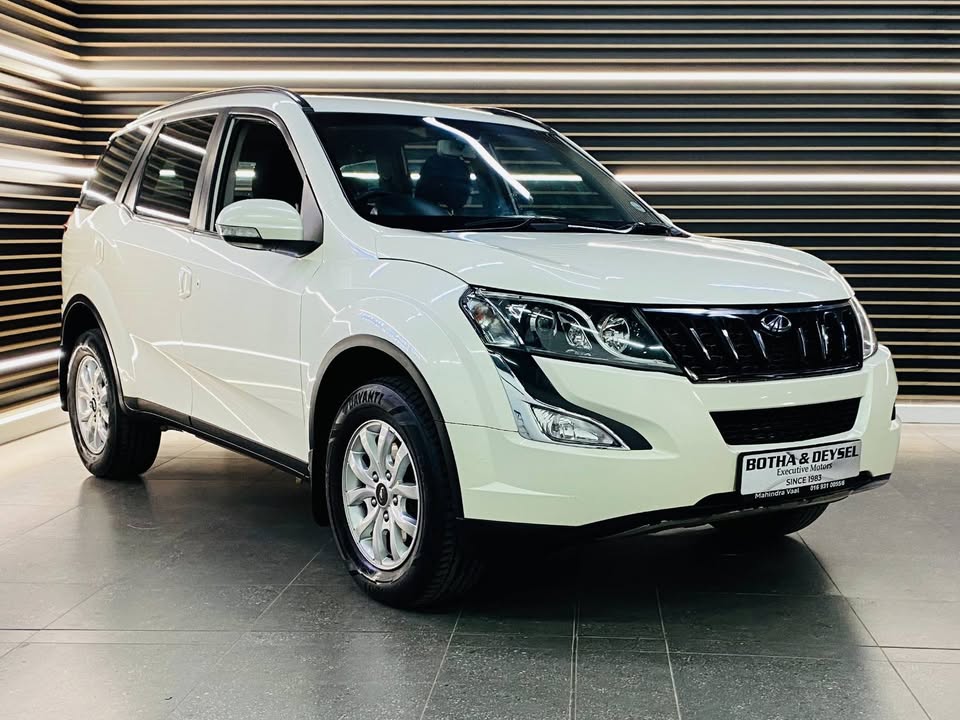 Mahindra XUV 500 2.2D