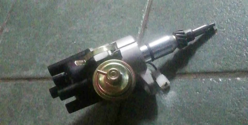 Toyota Haice /Hilux 3y distributor points type selling for R350