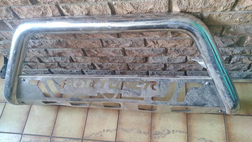 Toyota Fortuner d4d Bull bar for Sale Whatsapp - Private Seller Toyota Fortuner d4d Bull bar for Sale Whatsapp - Private Seller