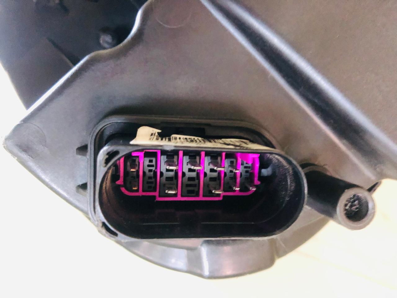 Porsche Panamera 971 left and right side LED Marix xenon headlight - Private Seller Porsche Panamera 971 left and right side LED Marix xenon headlight - Private Seller