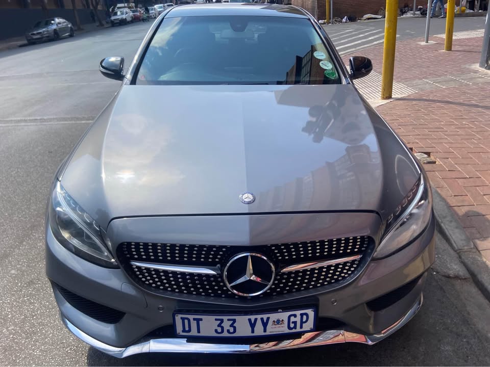 2017 MercedesBenz C200 AMG 131000km 2017 MercedesBenz C200 AMG 131000km