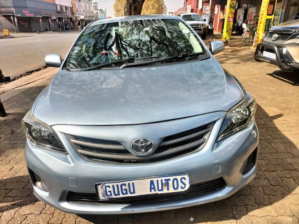 2017 TOYOTA COROLLA QUEST 1.6 AUTOMATIC  PETROL   BLUE COLOUR  LEATHER SEATS