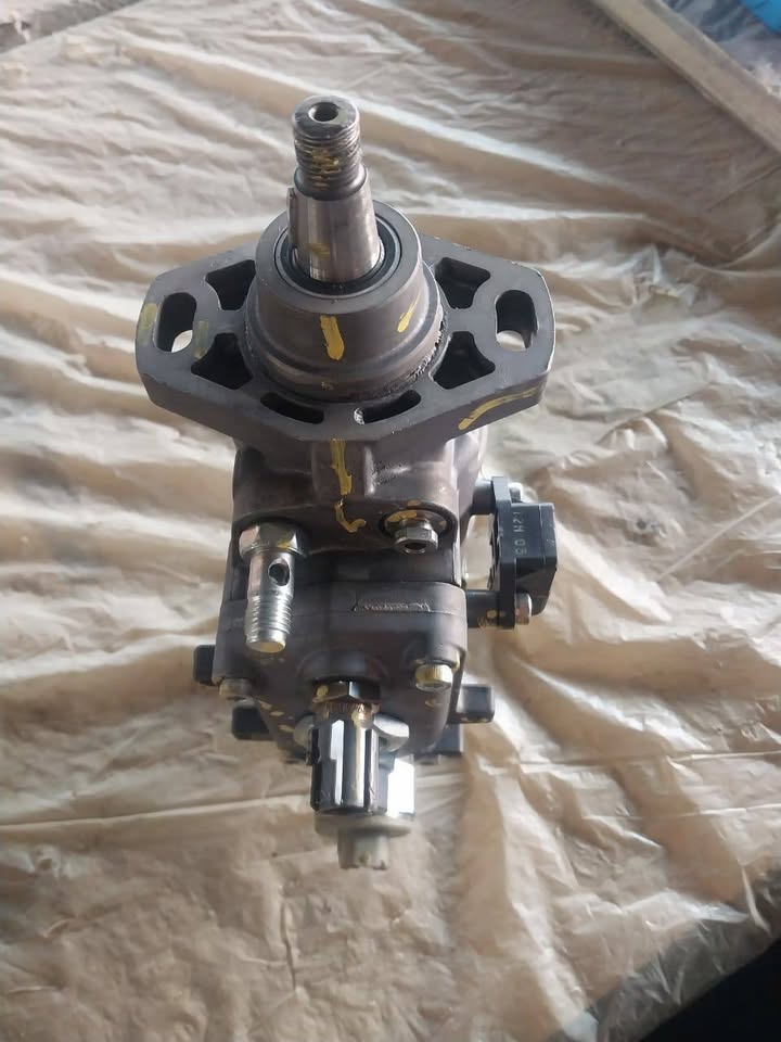 Toyota Hilux 1KZTE Diesel Pump For Sale - Private Seller Toyota Hilux 1KZTE Diesel Pump For Sale - Private Seller