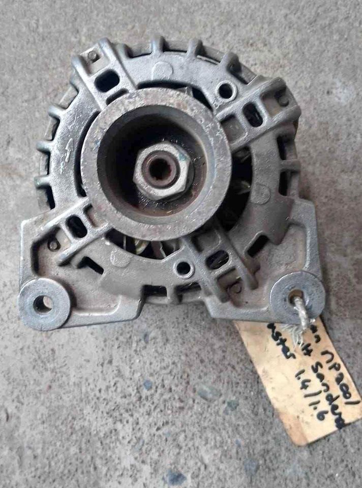 Nissan np200/Renault Sandero 1.4/1.6 alternator - Private Seller Nissan np200/Renault Sandero 1.4/1.6 alternator - Private Seller