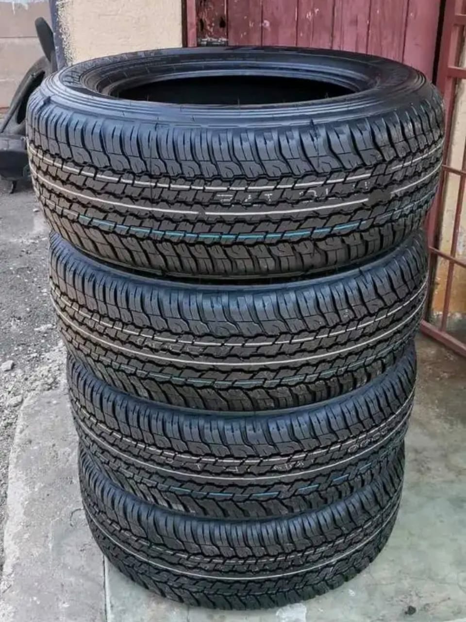 Dunlop Grandtrek AT25 265 60 18 brand new set - Private Seller Dunlop Grandtrek AT25 265 60 18 brand new set - Private Seller