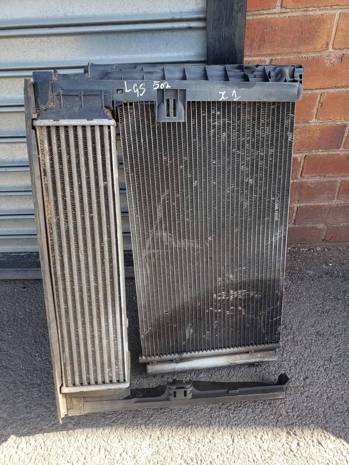 BMW X1 E84 E85 E86 E87 Intercooler and air con Radiator - Private Seller