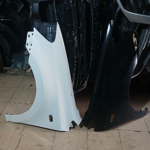 polo vivo fender - Private Seller