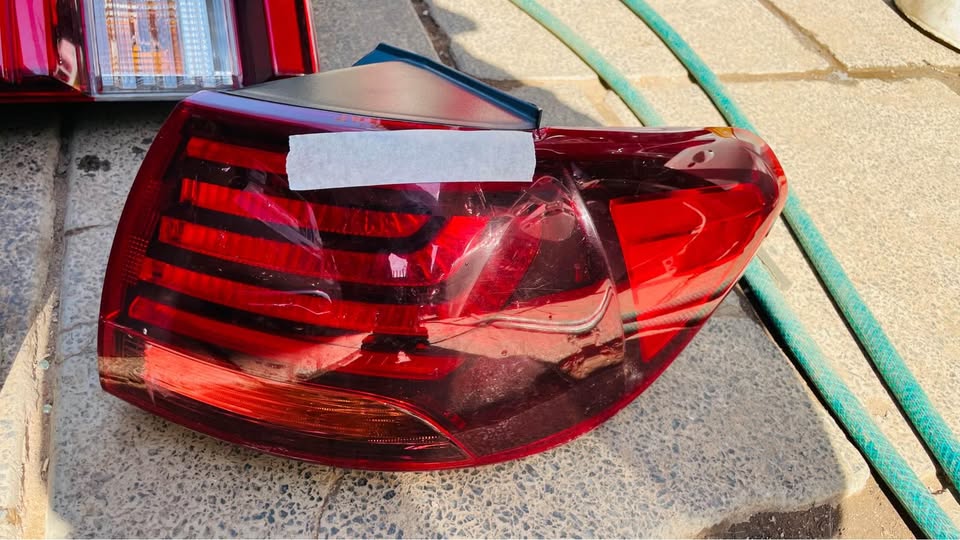 Kia Sorento taillight 2018 - Private Seller Kia Sorento taillight 2018 - Private Seller