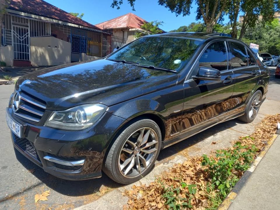 2014 MERCEDES BENZ C250 EFFICIENCY PETROL, AUTOMATIC, BLACK COLOR, MILEAGE 96000KMS