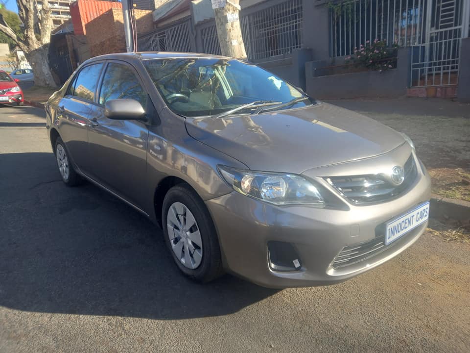 2018 TOYOTA COROLLA QUEST 1.6 ENGINE PETROL, MANUAL, GREY COLOR, MILEAGE 79000KMS