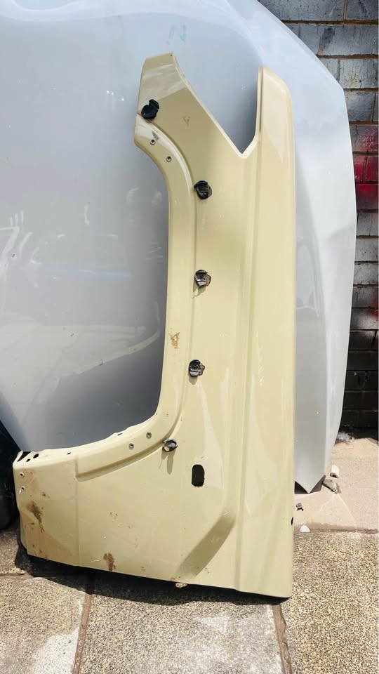 Toyota Land Cruiser fender - Private Seller Toyota Land Cruiser fender - Private Seller