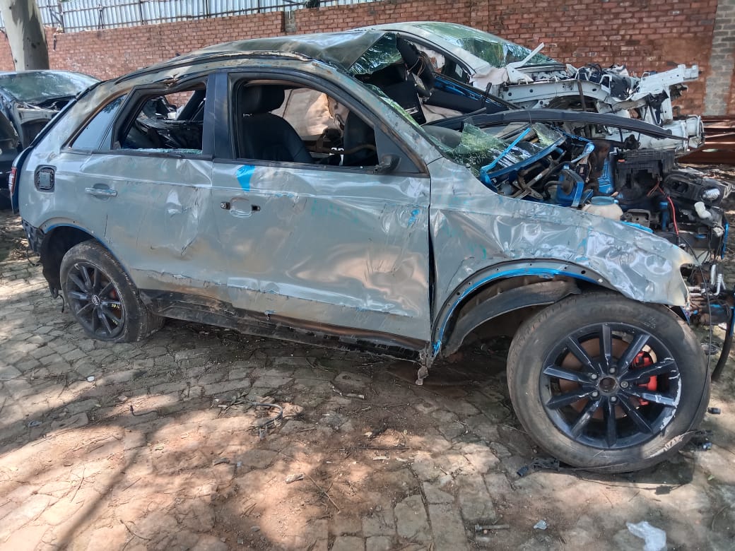 AUDI Q3 2.0 TFSI STRIPPING FOR SPARES - Private Seller AUDI Q3 2.0 TFSI STRIPPING FOR SPARES - Private Seller